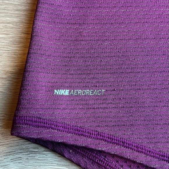 Nike Aeroreact L/S Athletic Turtleneck Pullover, Maroon with Thumb Holes XS - Picture 6 of 14